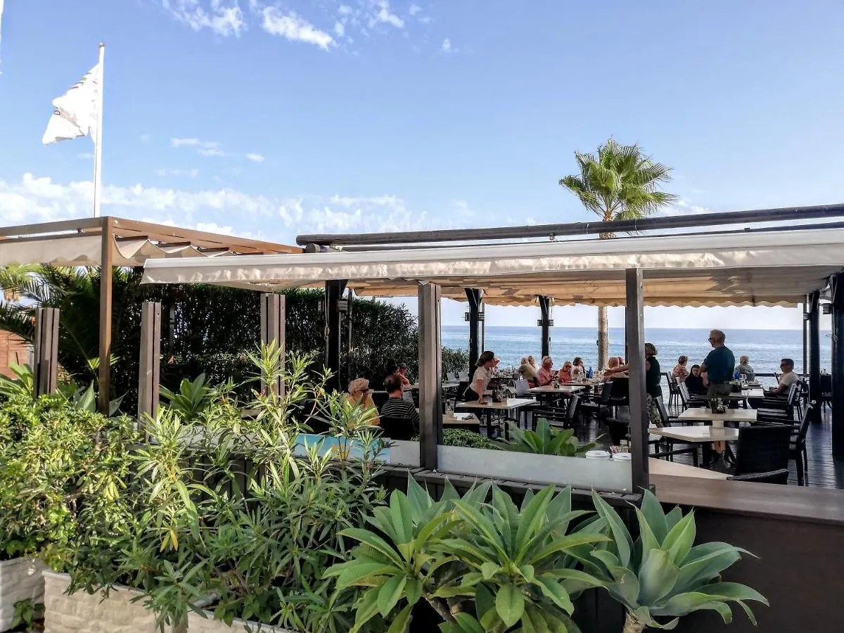 Apartamento Mar Azul, Primera Linea De Playa Sitio de Calahonda Spain